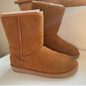 Women’s Brown Mid Calf Boot Koolaburra by Ugg Size 8